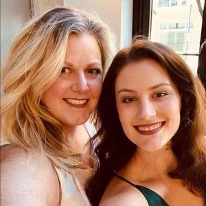 Meet your Posher, Hidi